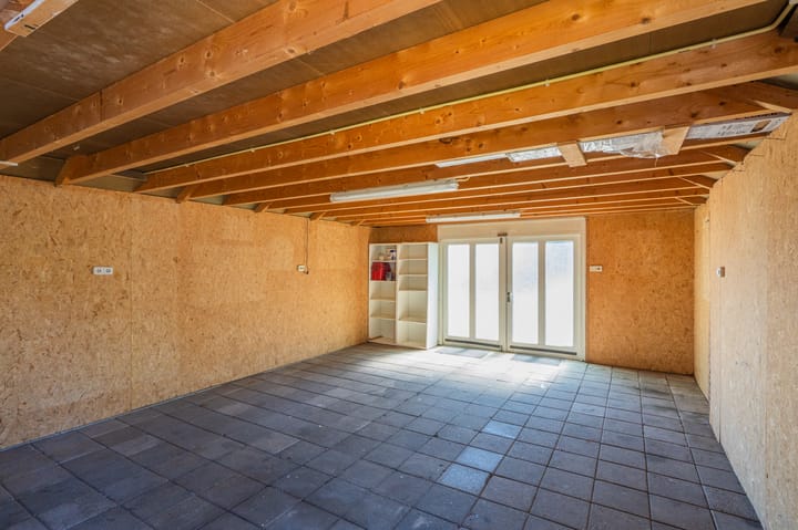 Photo 29 of Broek 67