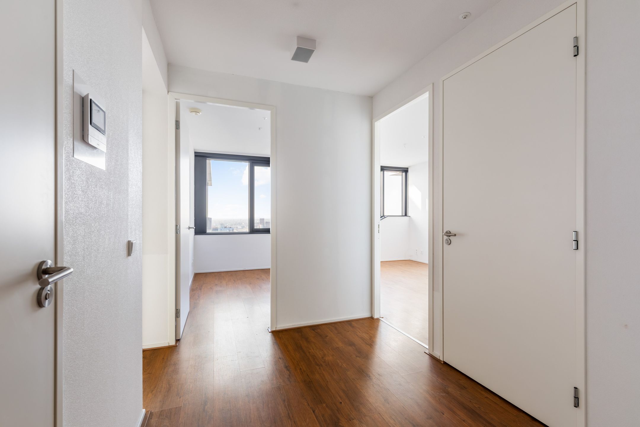 Foto 3 van Anna van Buerenplein 187