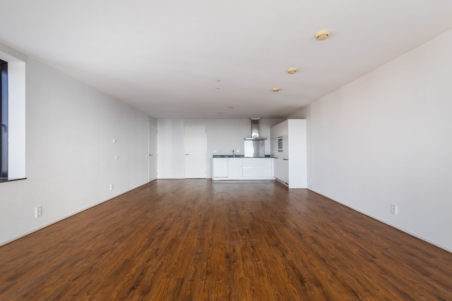 Foto 14 van Anna van Buerenplein 187