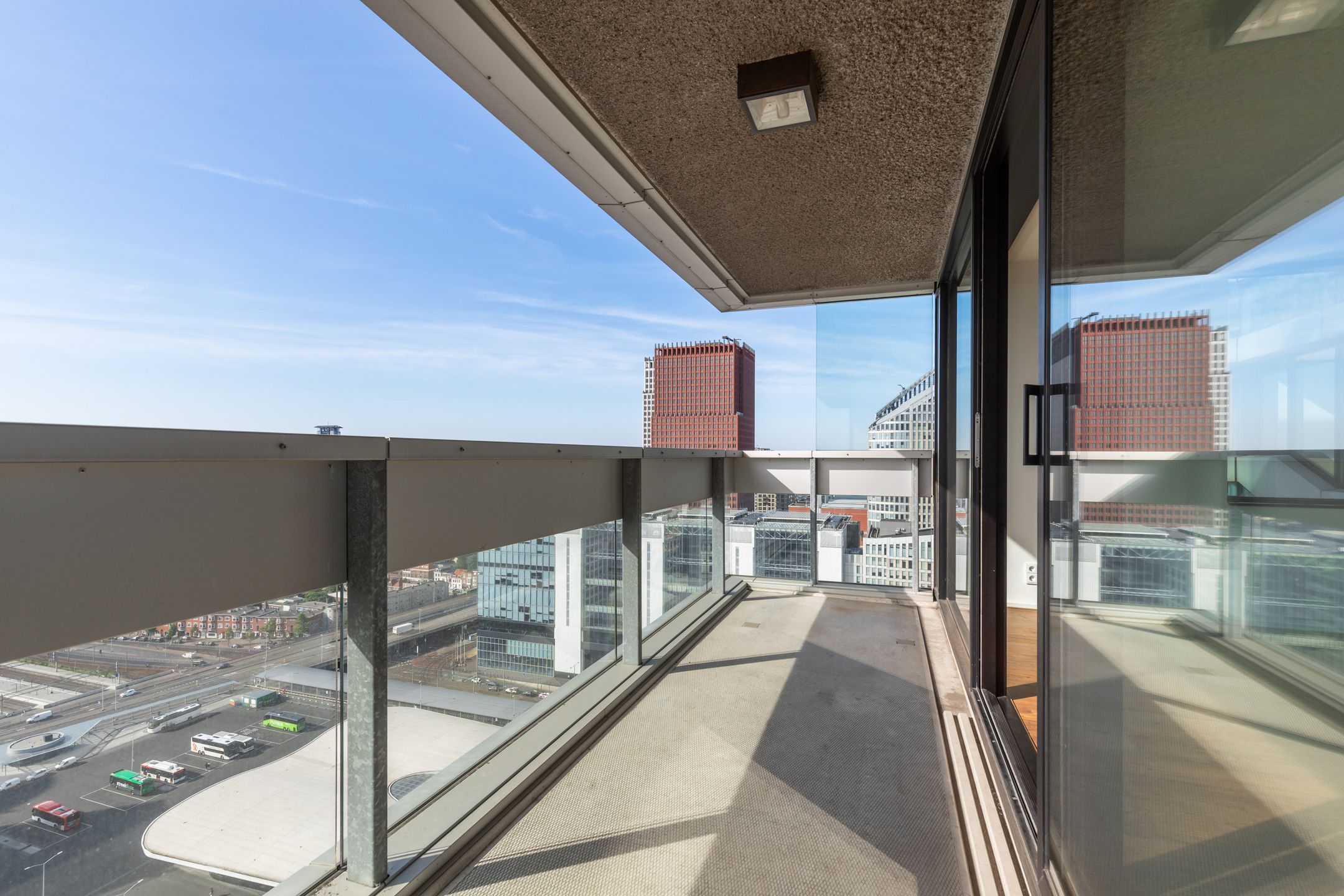 Foto 18 van Anna van Buerenplein 187