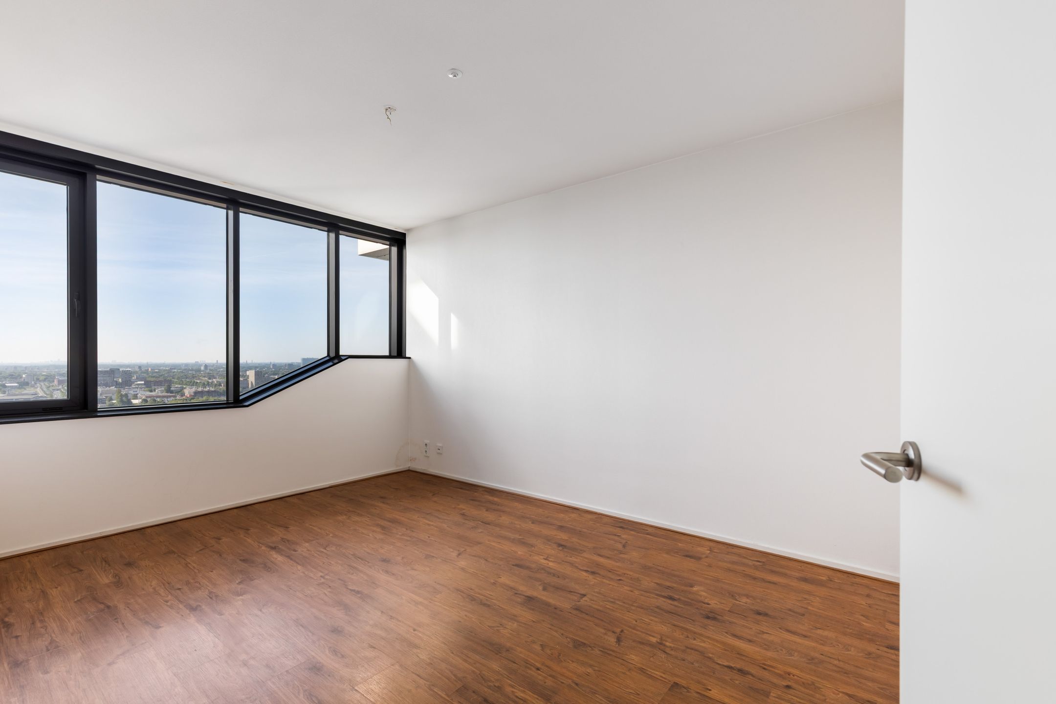 Foto 21 van Anna van Buerenplein 187