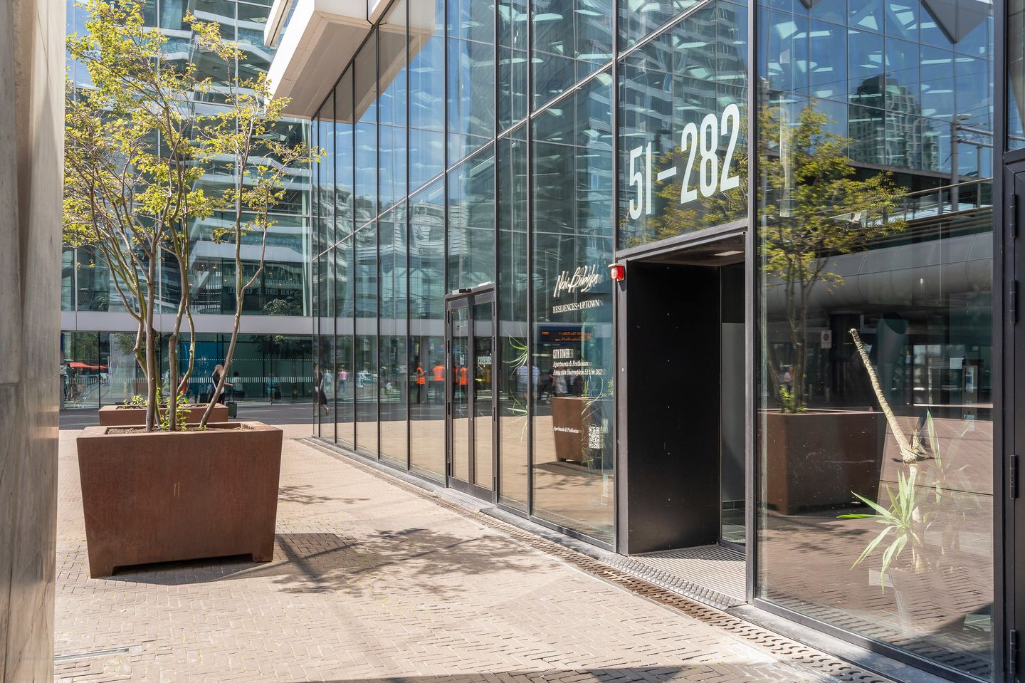 Foto 35 van Anna van Buerenplein 187