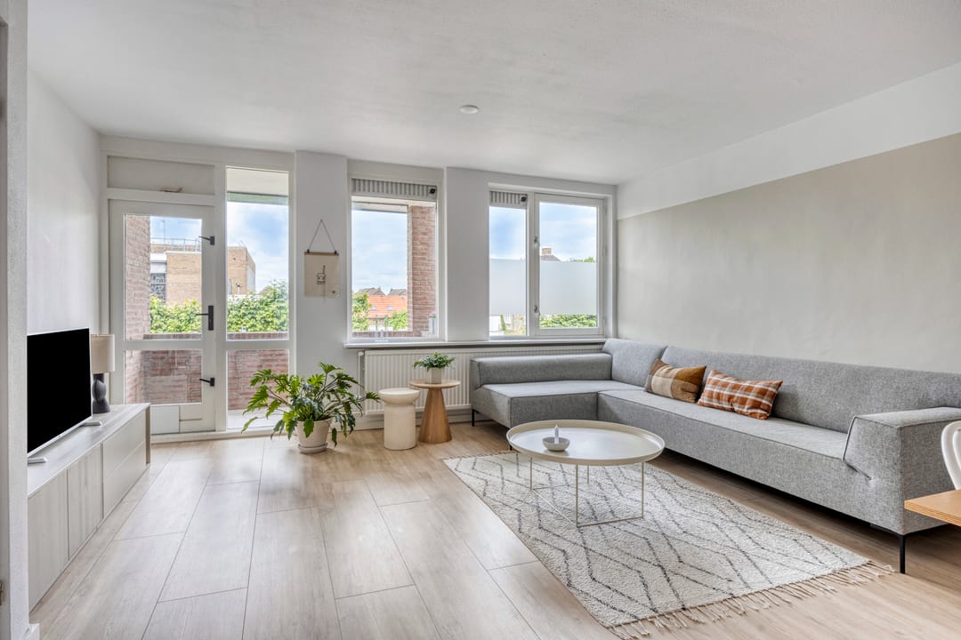 Photo 2 of Burg. Coonenplein 9