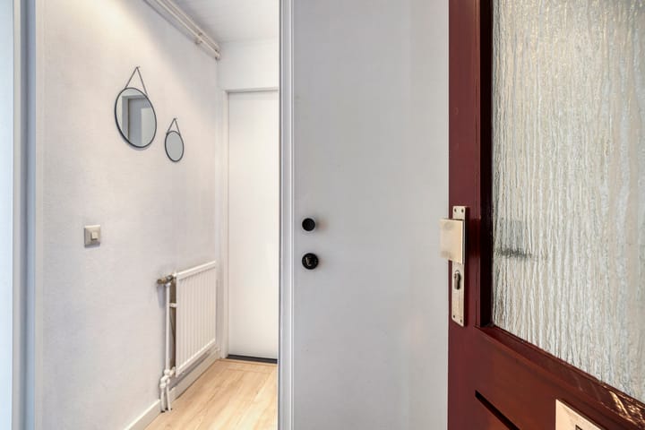 Foto 4 van Burg. Coonenplein 9