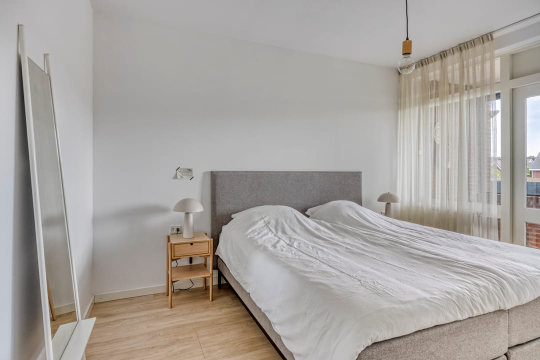 Photo 11 of Burg. Coonenplein 9