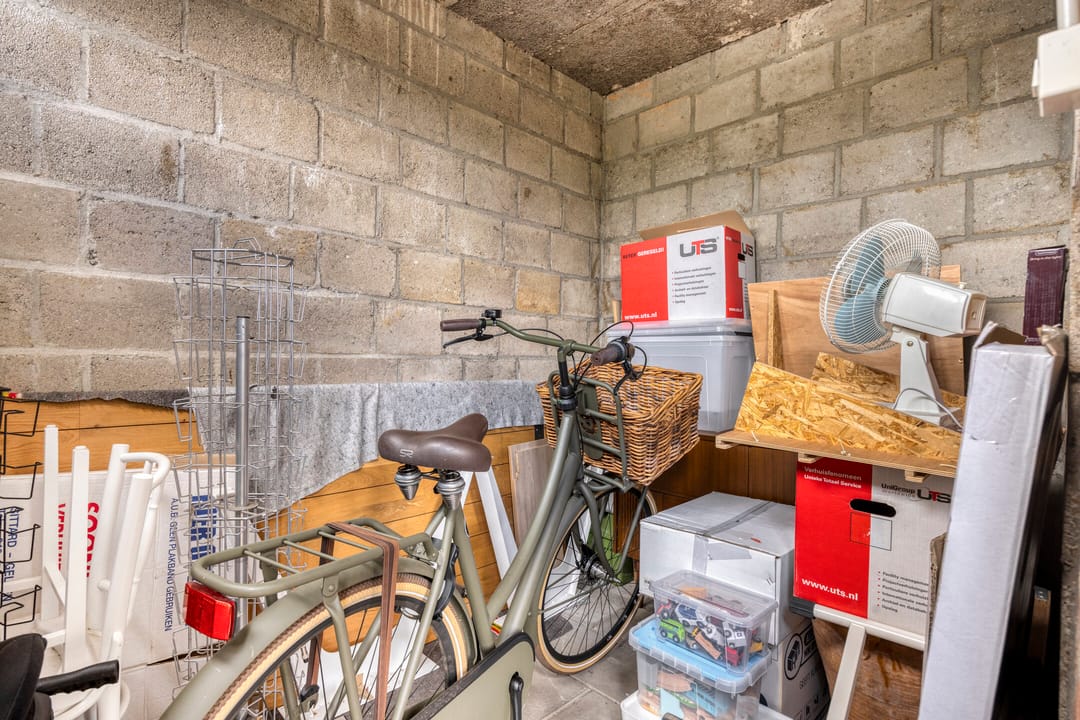 Photo 16 of Burg. Coonenplein 9