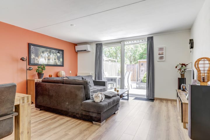 Foto 7 van Linzenakker 4