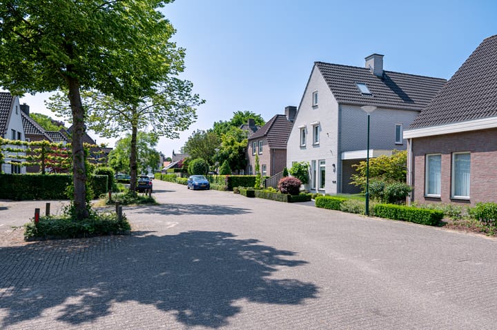 Foto 52 van Burgemeester Schaepmanstraat 5