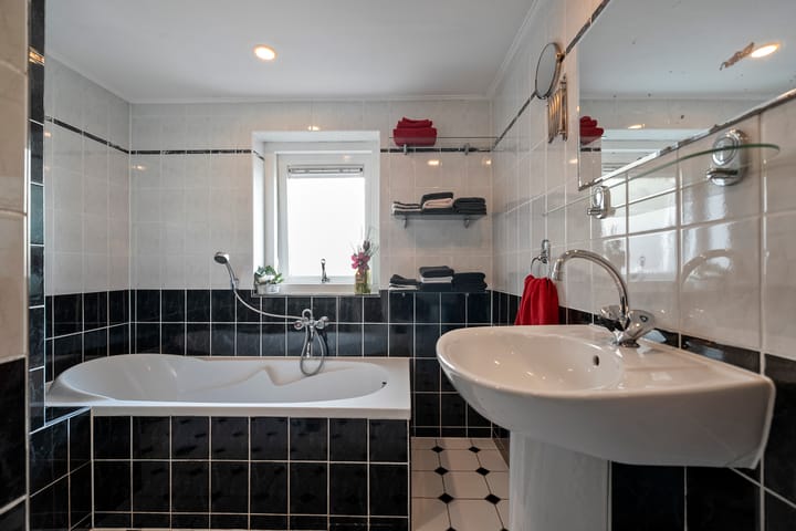 Foto 17 van Heerenweg 228