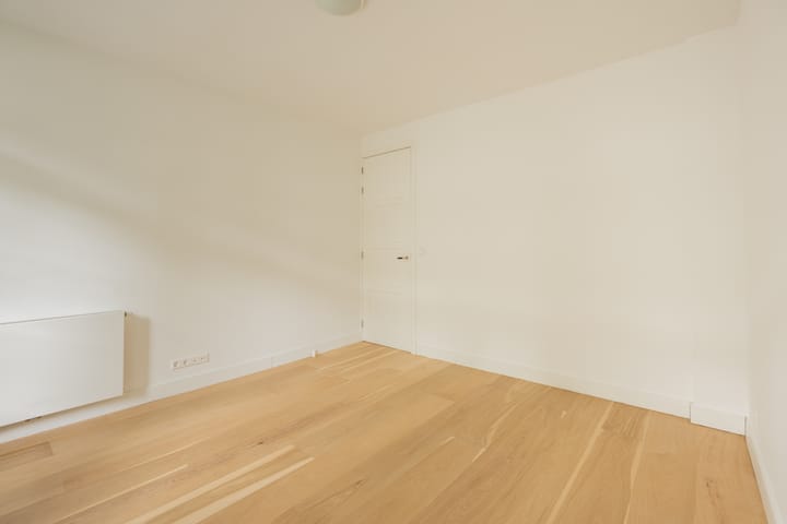 Foto 10 van Hoofdweg 140-A