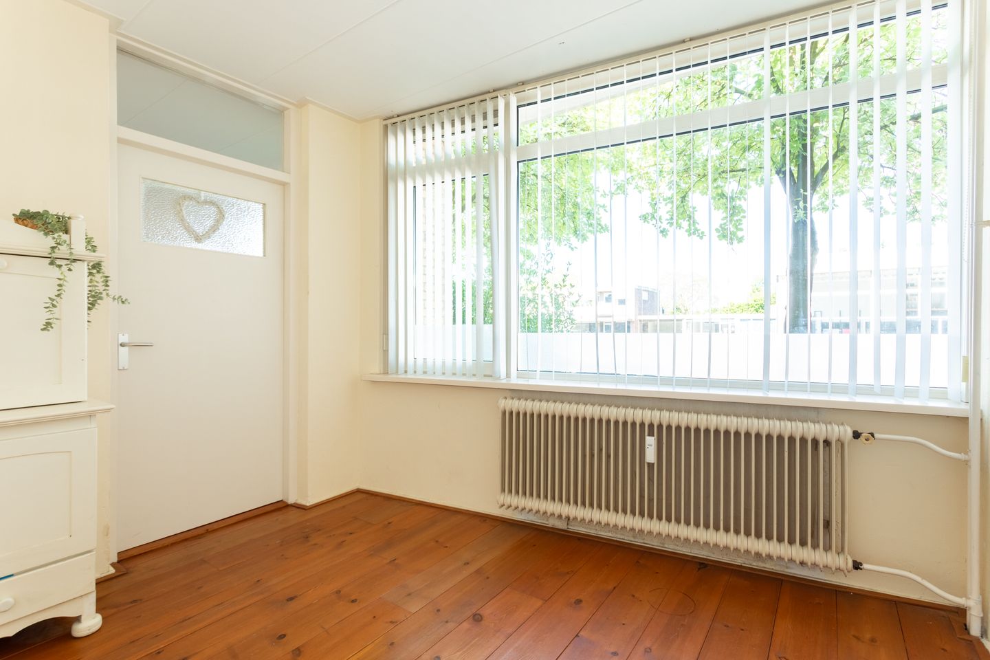 Photo 25 of Admiraal de Ruyterlaan 19