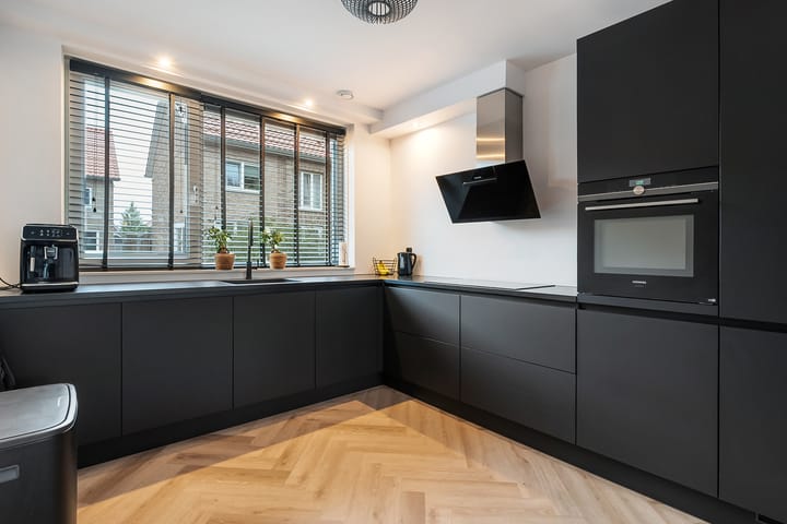 Foto 7 van Gravure 12