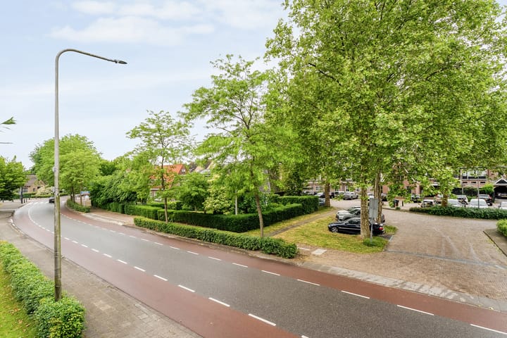 Photo 20 of Jan Houtmanstraat 10