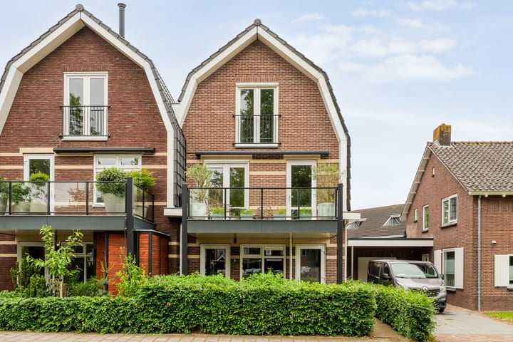 Photo 51 of Jan Houtmanstraat 10