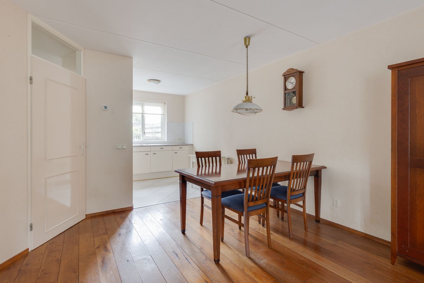 Foto 10 van Looweg 13