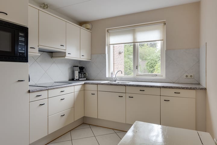 Foto 12 van Looweg 13