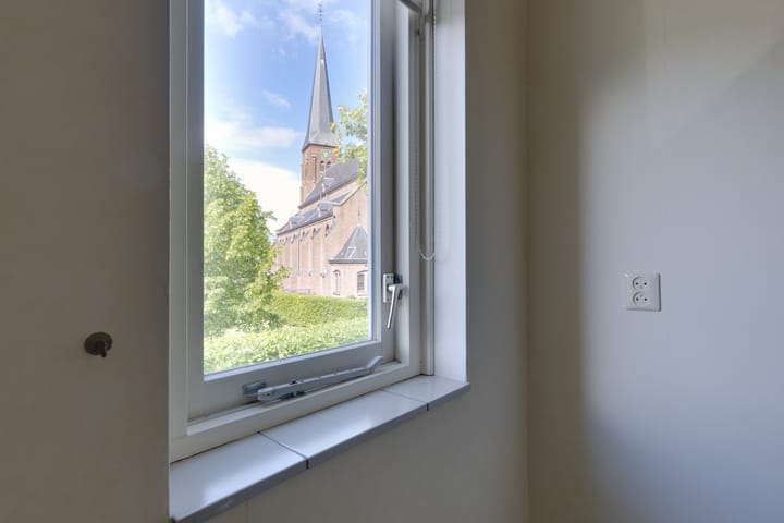 Foto 22 van Looweg 13