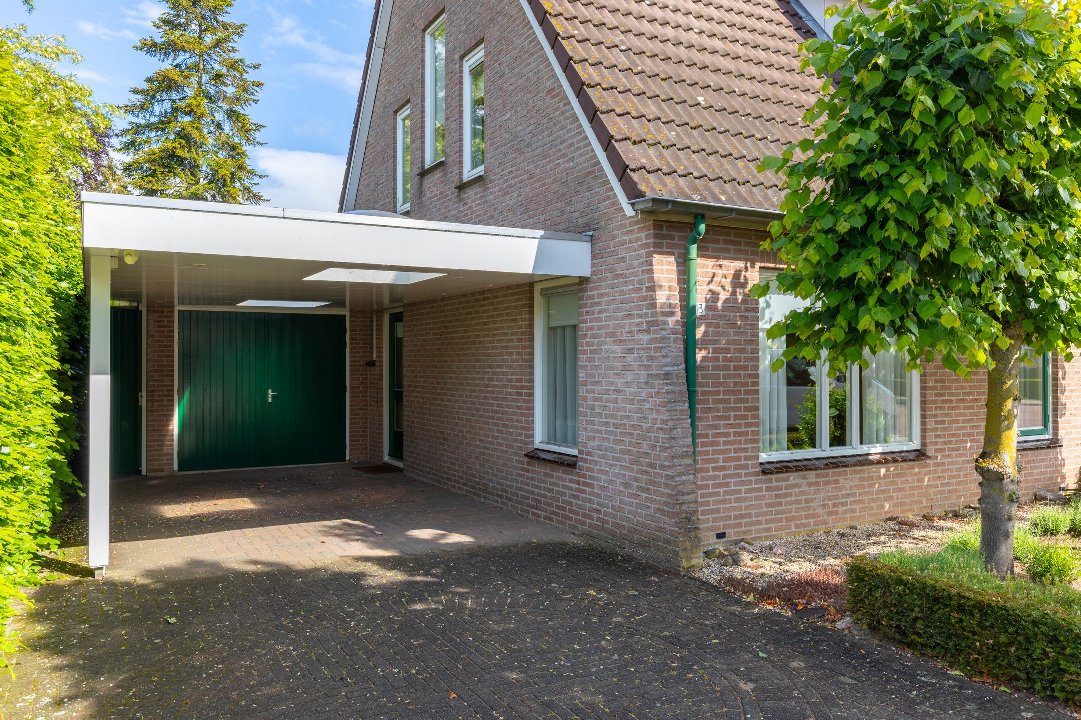 Foto 42 van Looweg 13