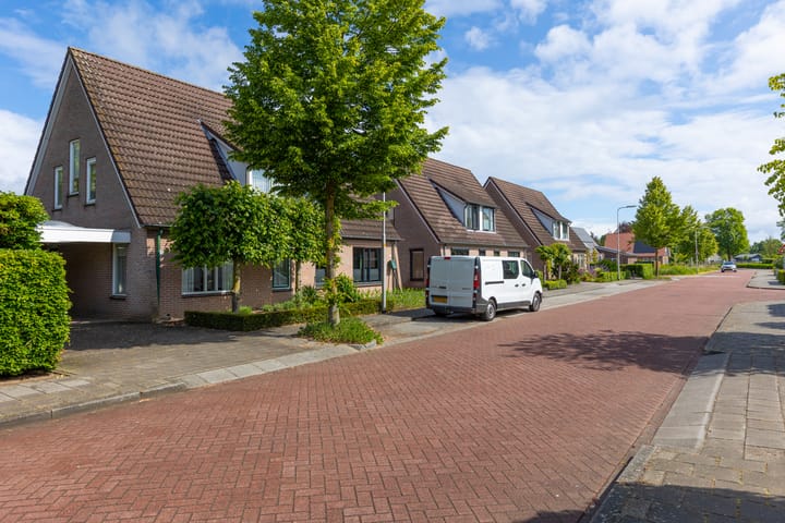 Foto 44 van Looweg 13