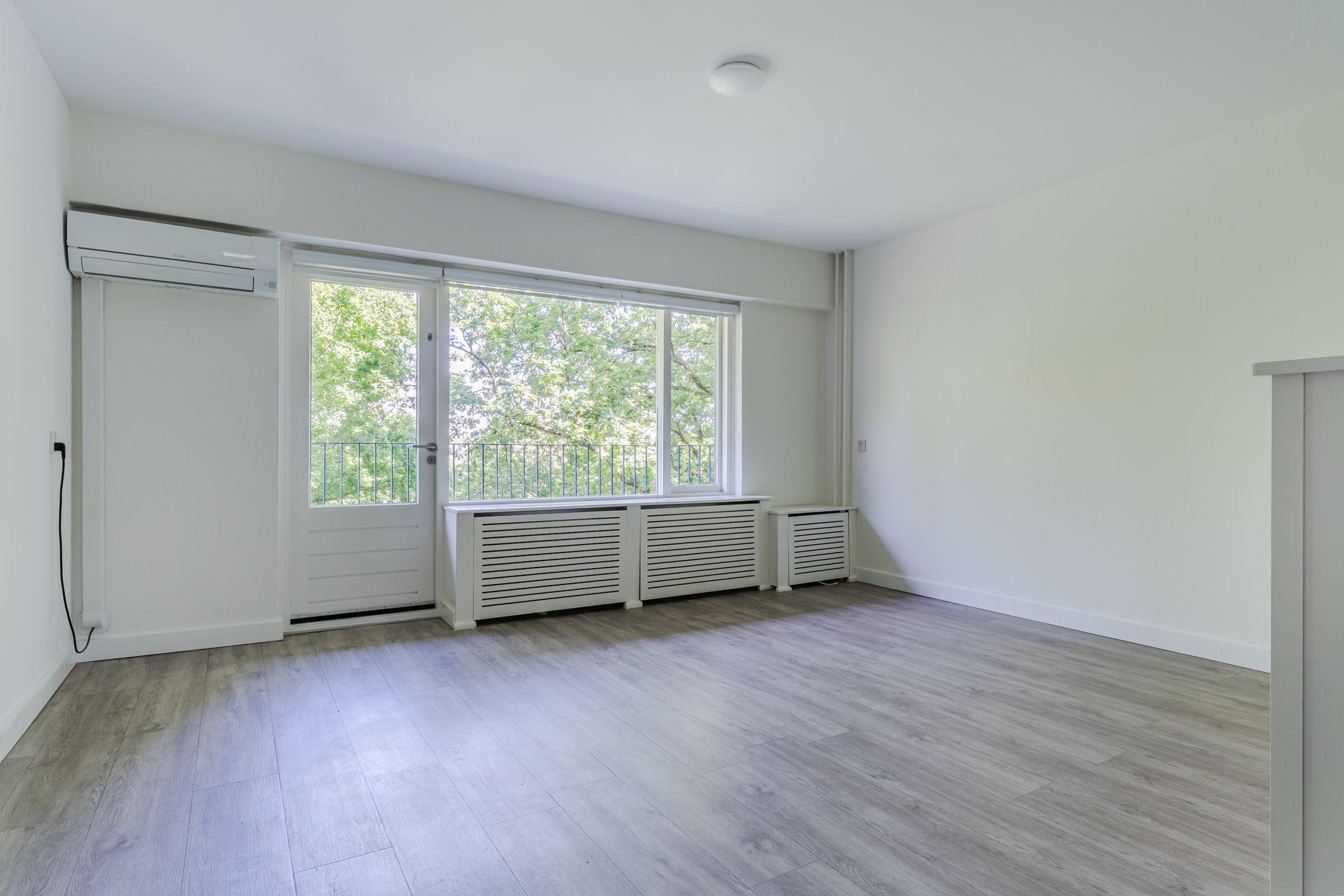 Foto 9 van Aert van Neslaan 440