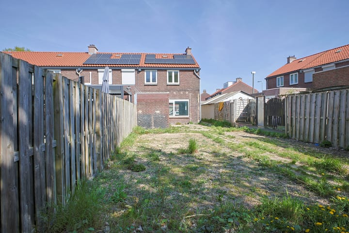 Foto 2 van Klaproosstraat 7