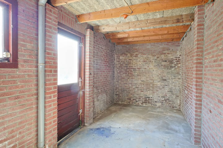 Foto 14 van Klaproosstraat 7