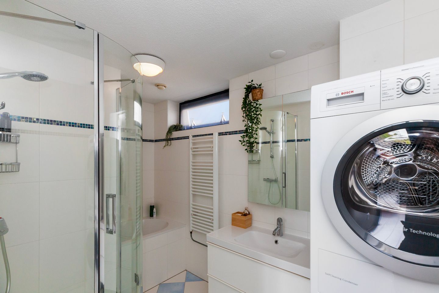 Foto 29 van Maasstraat 3-B