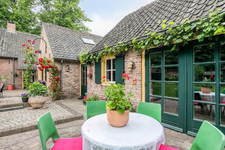 Foto 54 van O.-L.-Vrouwestraat 65