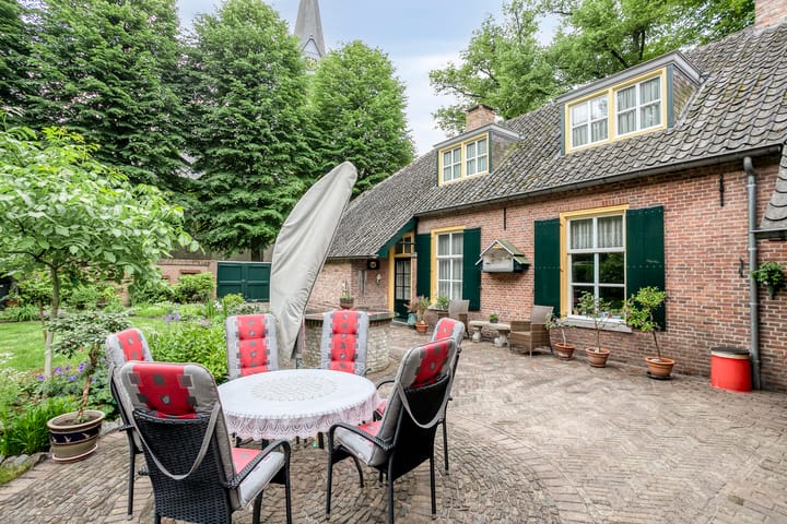 Foto 57 van O.-L.-Vrouwestraat 65