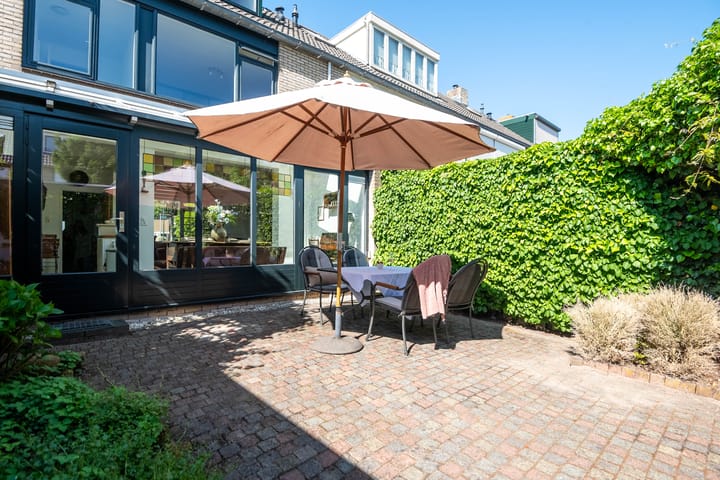 Foto 18 van van Drenckwaertstraat 12