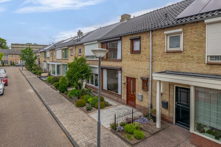 Foto 3 van Goudenregenstraat 4