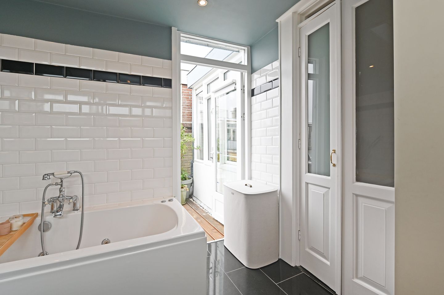 Foto 49 van Fahrenheitstraat 346