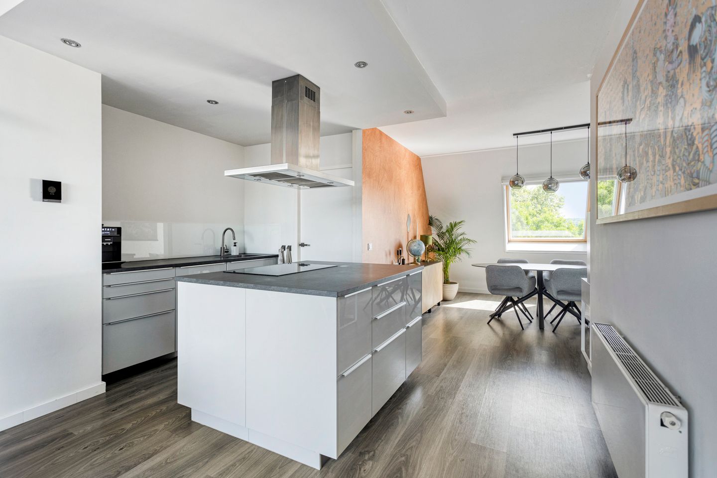 Foto 10 van Roserije 207-E