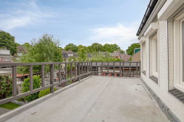 Foto 33 van Hasseltstraat 63