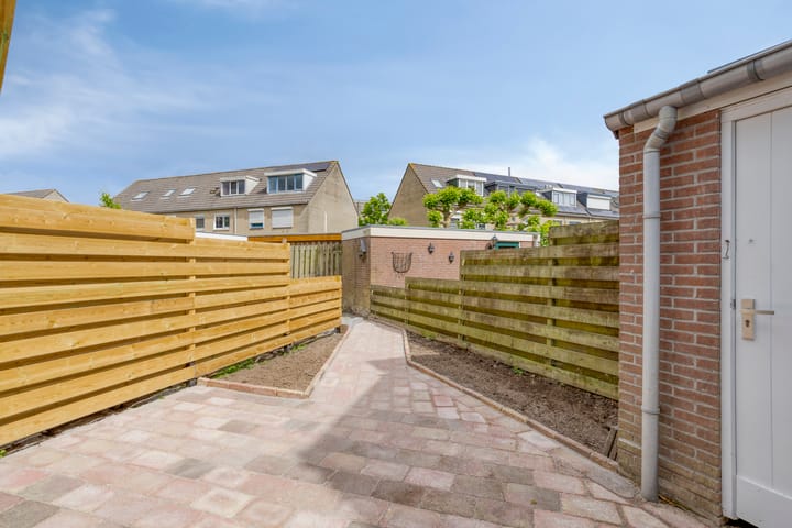 Foto 15 van Abraham Blankaartsingel 93