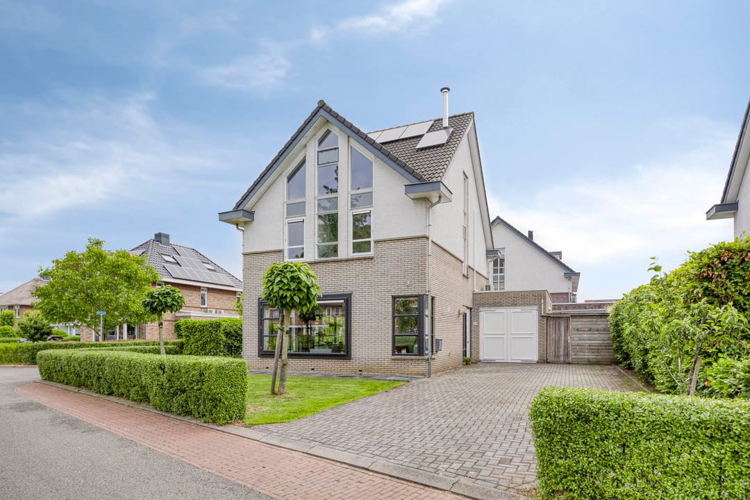 Photo 2 of Valeriaan 35