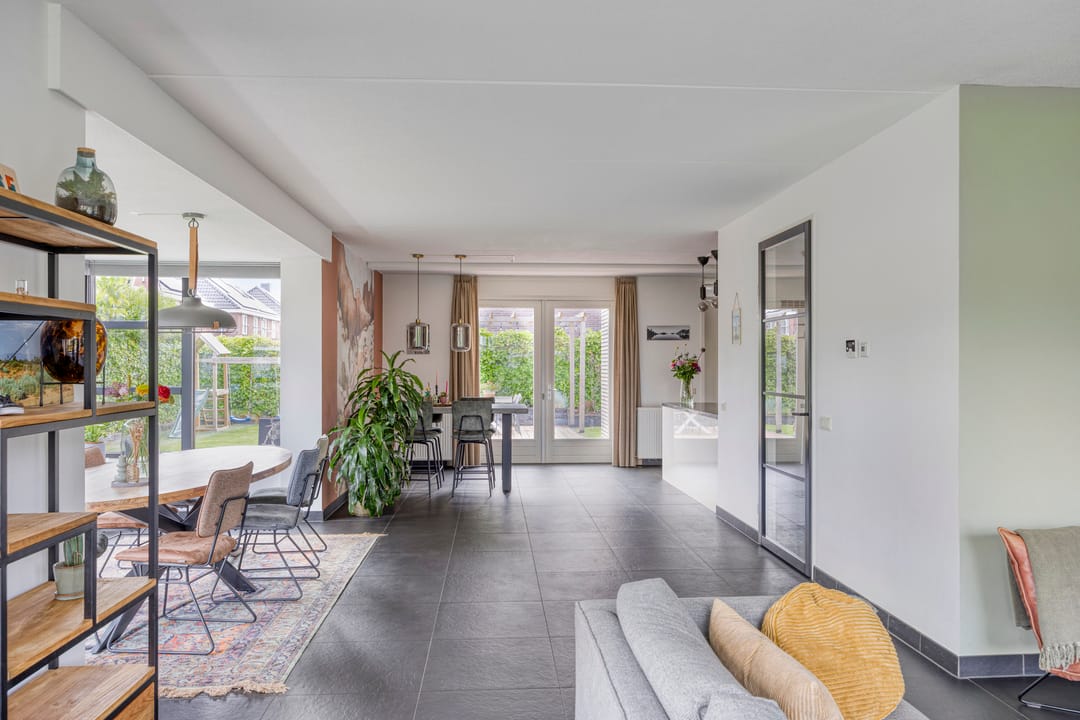 Photo 8 of Valeriaan 35