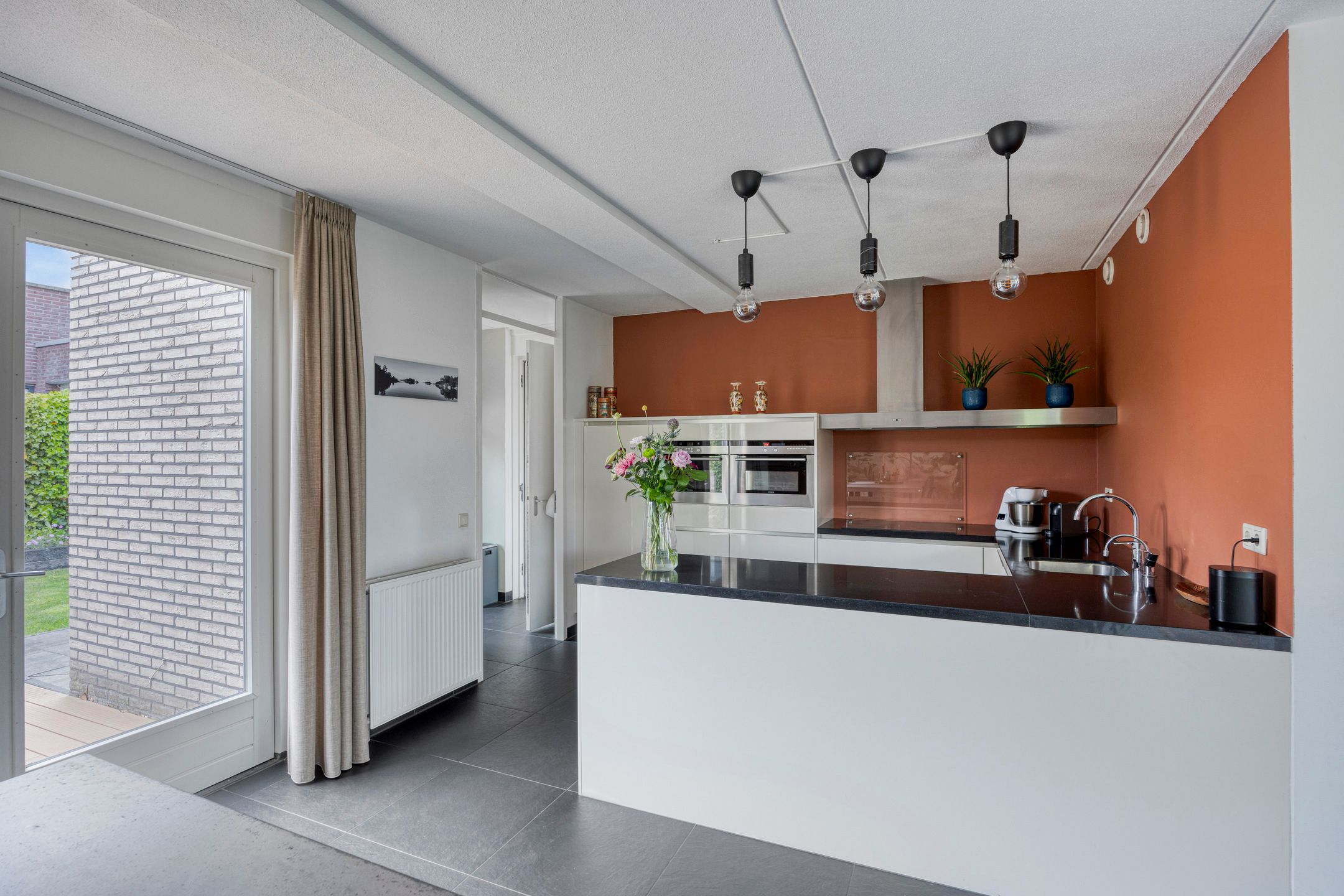 Photo 12 of Valeriaan 35