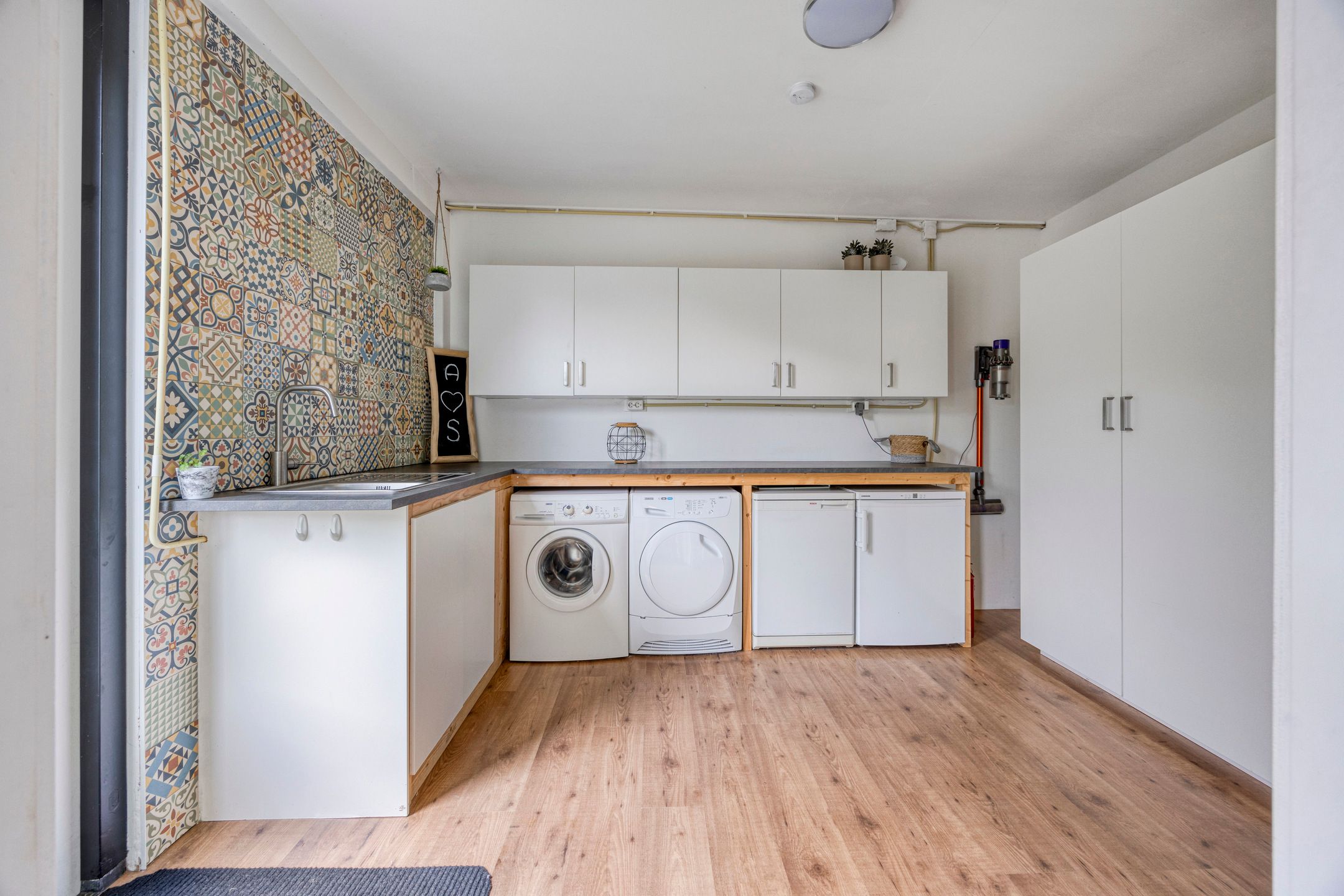 Photo 15 of Valeriaan 35