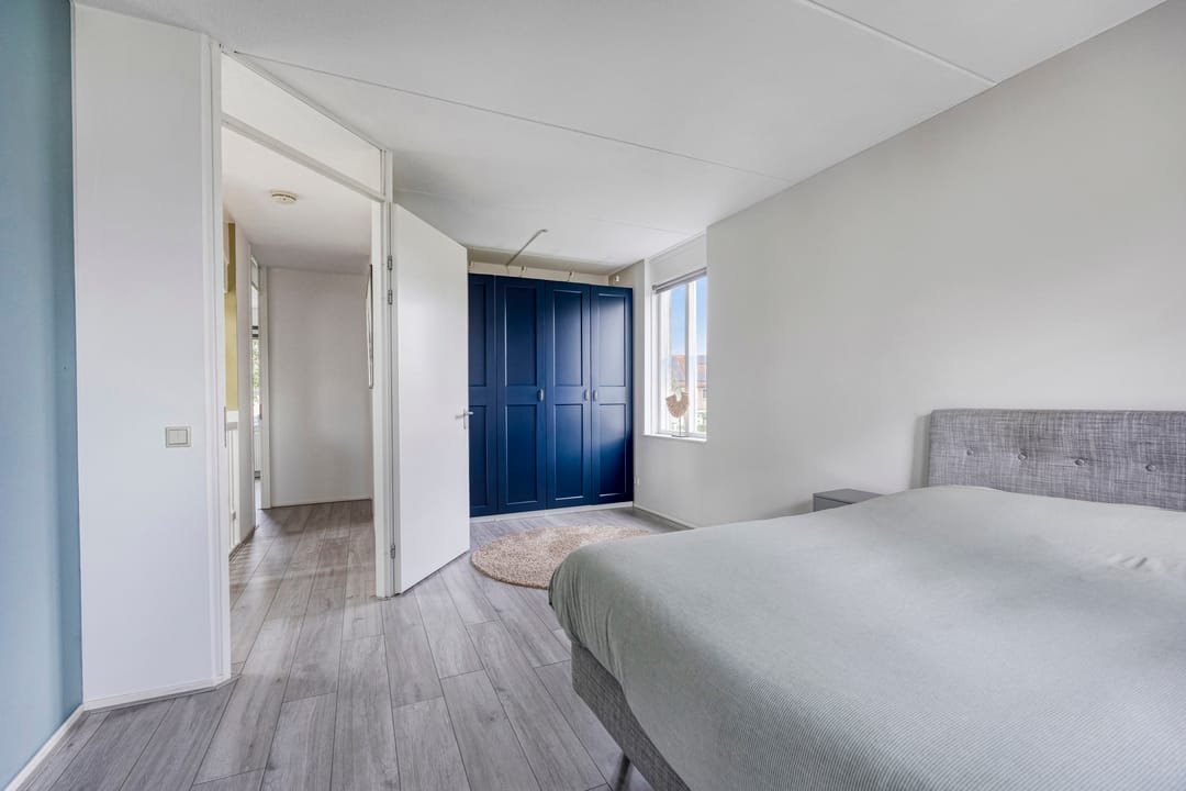 Photo 22 of Valeriaan 35