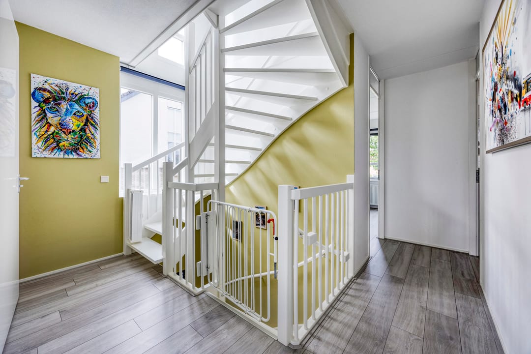 Photo 31 of Valeriaan 35