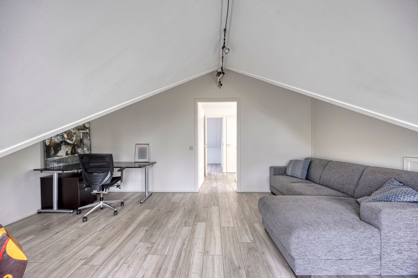 Photo 35 of Valeriaan 35