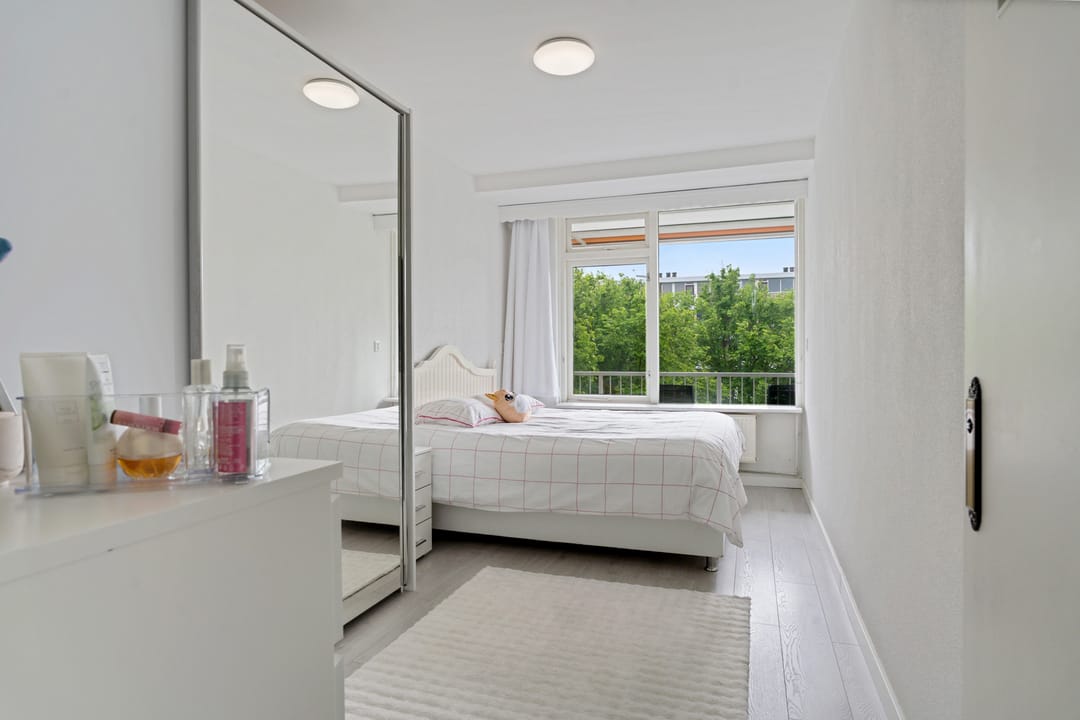 Photo 26 of Volendamlaan 879