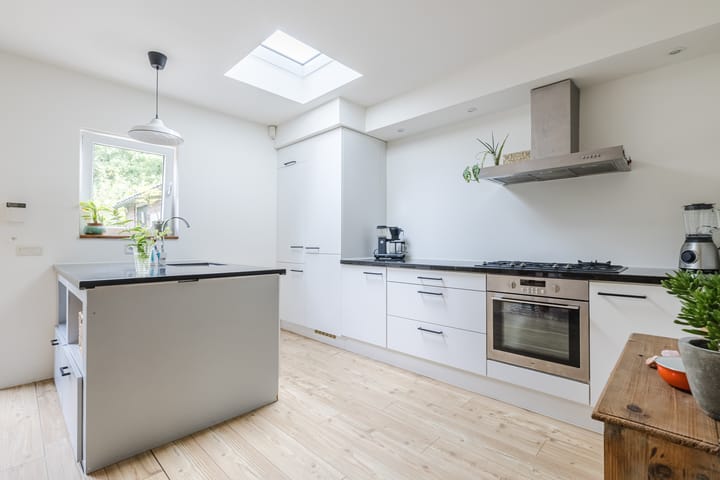 Photo 7 of Ambachtsweg 1