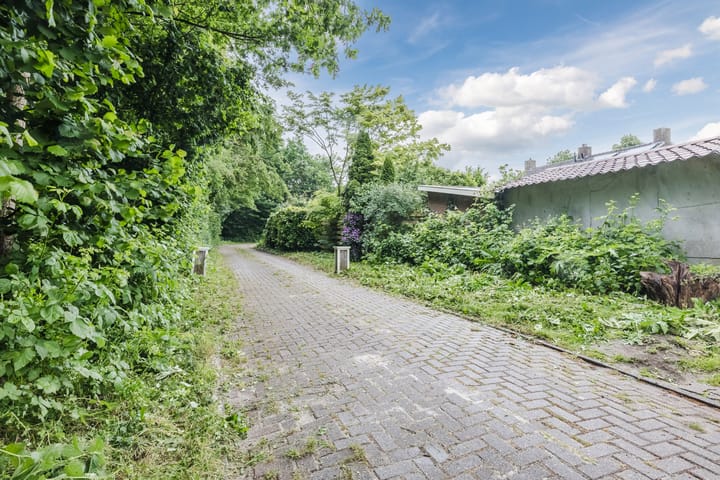 Photo 35 of Ambachtsweg 1