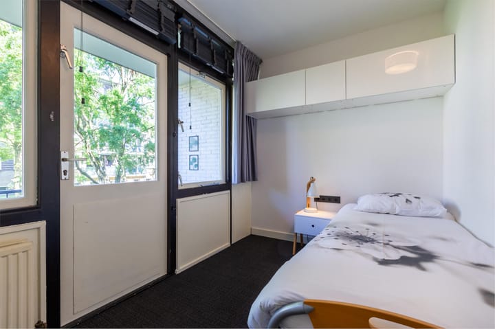 Foto 21 van Aart van der Leeuwstraat 41