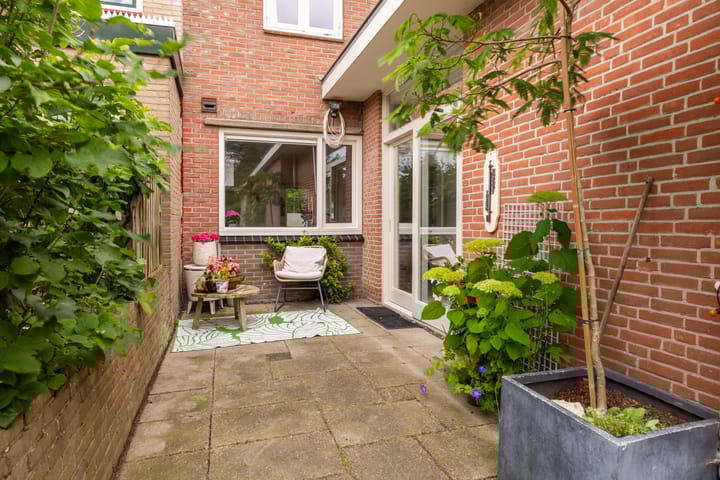 Foto 64 van Kennemerstraatweg 230