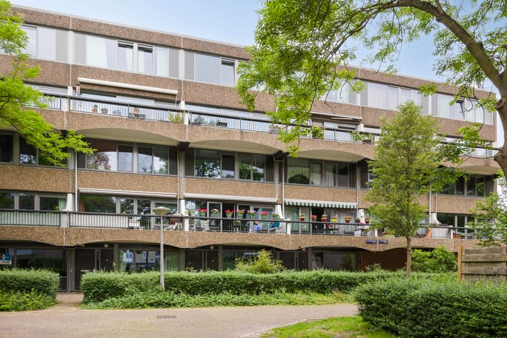 Photo 1 of Leeuwenwerf 129