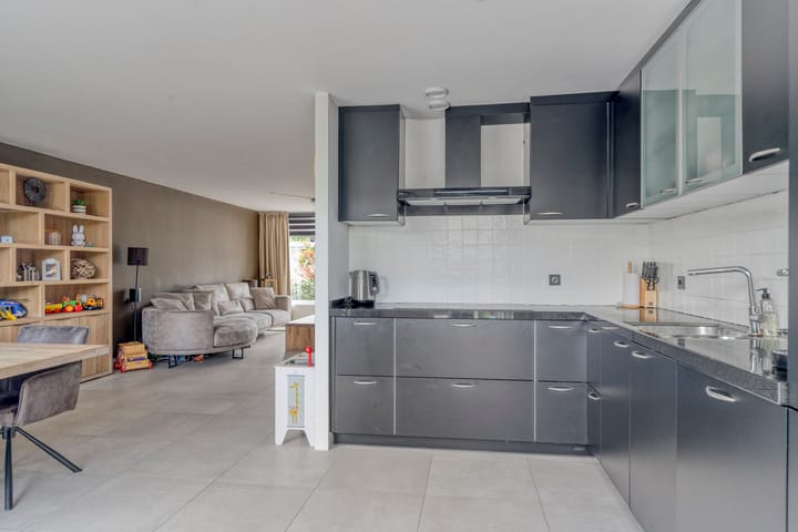 Foto 10 van Mahlerstraat 3