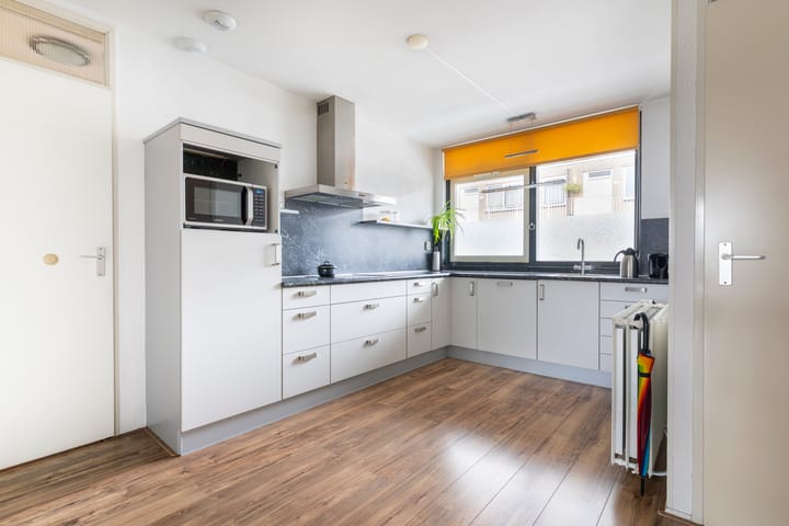 Foto 9 van Muntplein 94